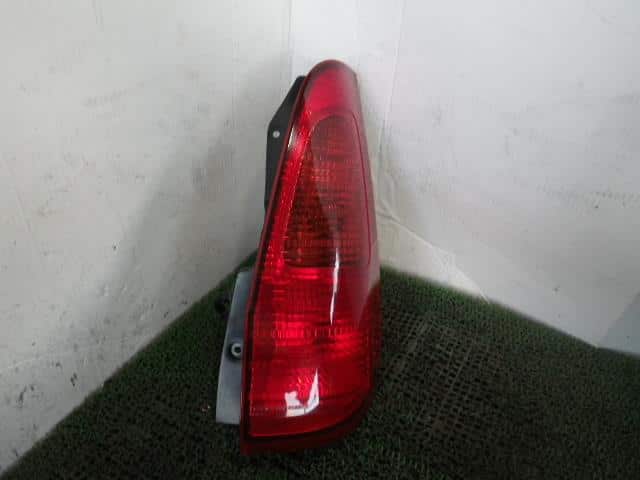 Right Tail Light NISSAN Serena 2001 GF-PC24 — photo 1