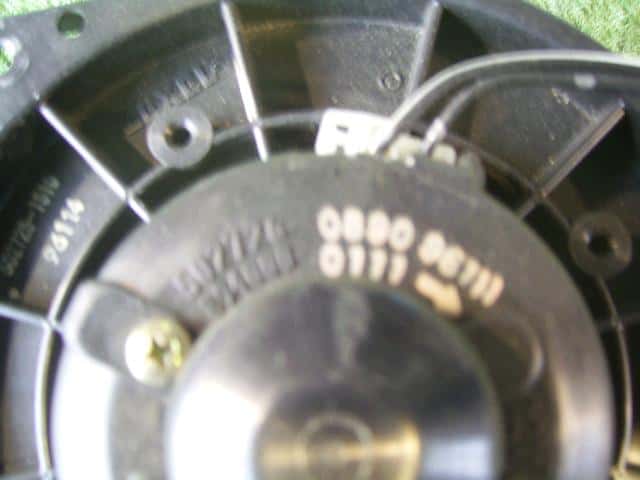 Blower Motor MITSUBISHI Mirage dingo 1998 GF-CQ2A — photo 2