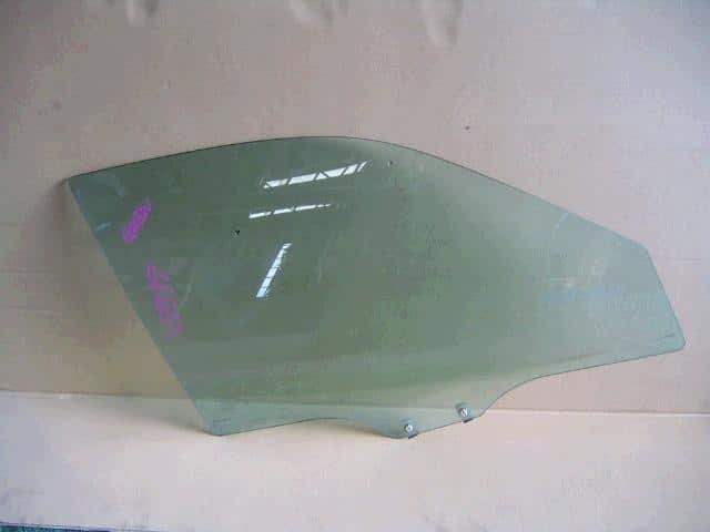 Front Right Door Windshield MAZDA Capella 1999 GF-GWEW — photo 1