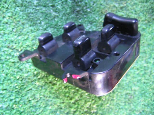 Power Window Switch SUBARU Legacy 1995 E-BGC — photo 2