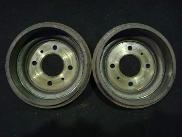Rear Brake Drum NISSAN Cube 2001 TA-AZ10 — photo 3