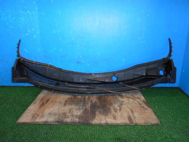 Exterior Parts NISSAN March 2010 DBA-K13 — photo 2