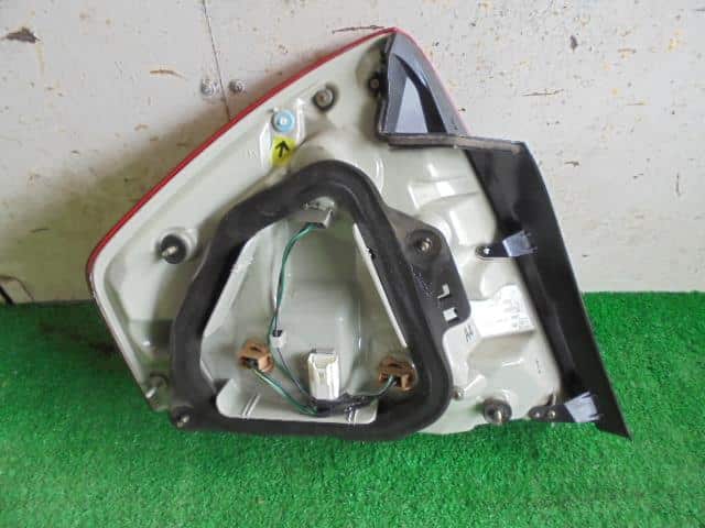 Right Tail Light NISSAN Fuga 2004 CBA-PY50 — photo 3