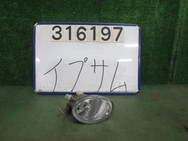 Right Fog Light TOYOTA Ipsum 2001 TA-ACM26 — photo 1