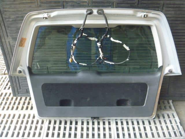 Back Door Assembly VOLKSWAGEN Golf 2000 GF-1JAPK — photo 4