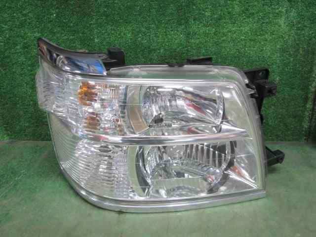 Right Headlight NISSAN Elgrand 2000 GH-APWE50 — photo 2