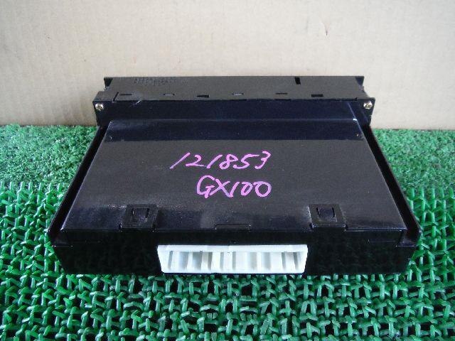 A/C Control Panel TOYOTA Mark II 1999 GF-GX100 — photo 2