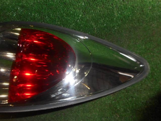 Right Tail Light MAZDA Atenza 2003 UA-GG3P GJ6A51150E — photo 3
