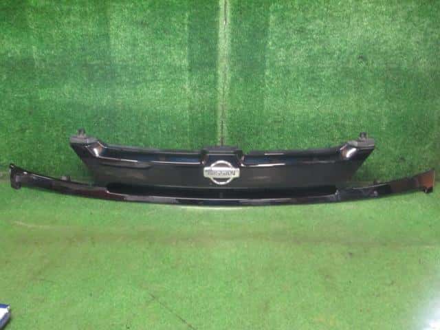 Radiator Grille NISSAN Serena 1999 KH-VNC24 — photo 2