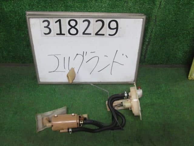 Fuel Pump NISSAN Elgrand 2001 GH-APWE50 — photo 1