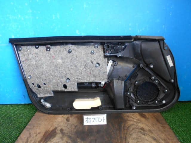 Front Right Door Trim TOYOTA 86 2013 DBA-ZN6 — photo 2