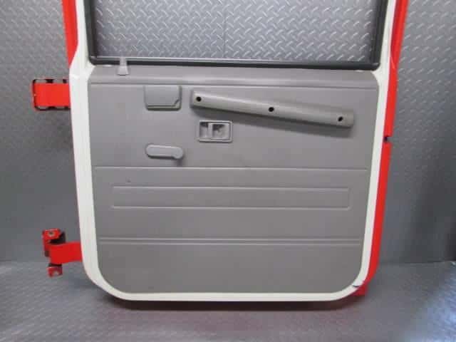 Rear Right Door Assembly HINO 1990 — photo 2