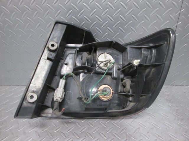 Left Tail Light NISSAN Presage 1998 KH-VNU30 — photo 3