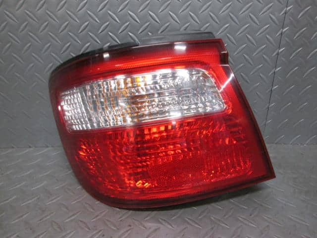 Left Tail Light NISSAN Presage 1998 KH-VNU30 — photo 2