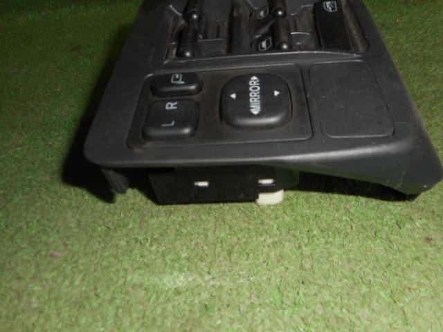 Power Window Switch DAIHATSU Mira 2004 CBA-L250S — photo 3