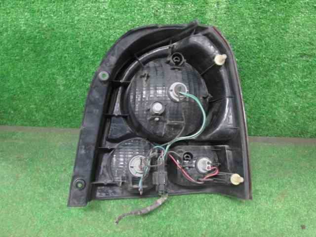 Left Tail Light MITSUBISHI Dion 2003 TA-CR6W — photo 3