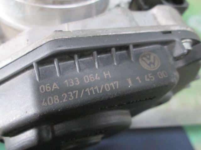 Throttle Body VOLKSWAGEN New Beetle — photo 4