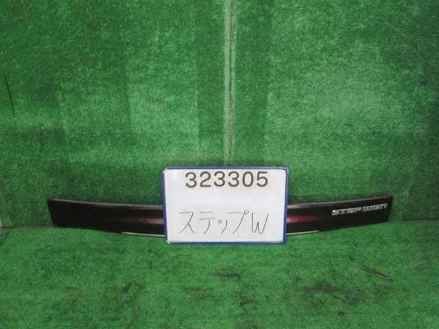 Rear Finish Panel HONDA Step Wagon 2003 UA-RF4 — photo 1