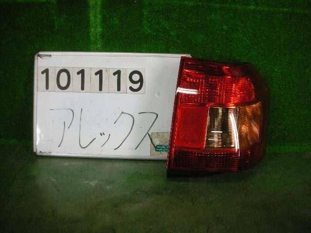 Left Tail Light TOYOTA Allex 2001 TA-NZE124 — photo 1