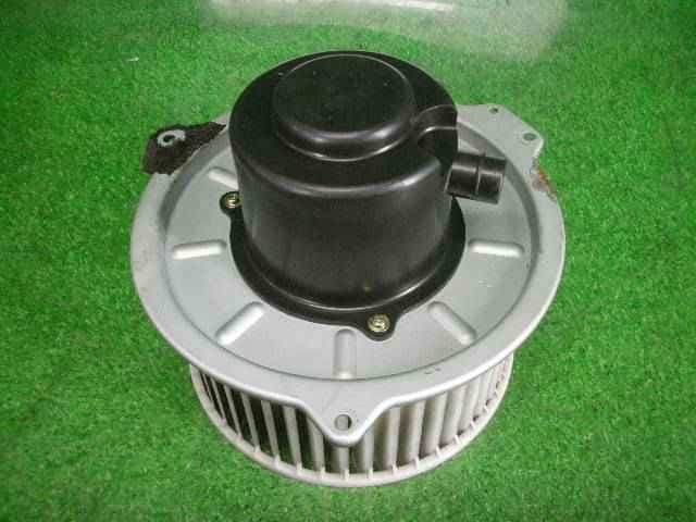 Blower Motor MAZDA Familia 1998 GF-BJ5W HB111GE7T — photo 2