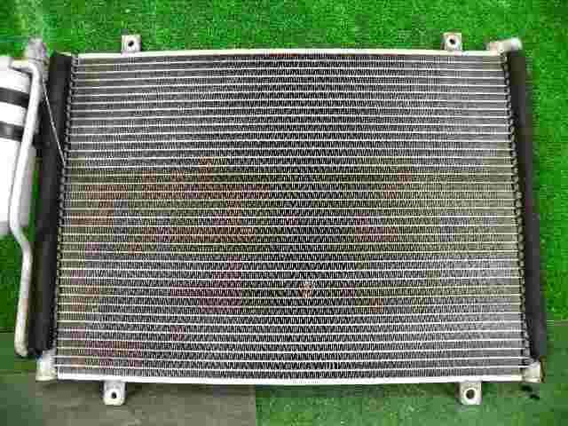 Condenser SUZUKI Every 2002 LE-DA62V — photo 2
