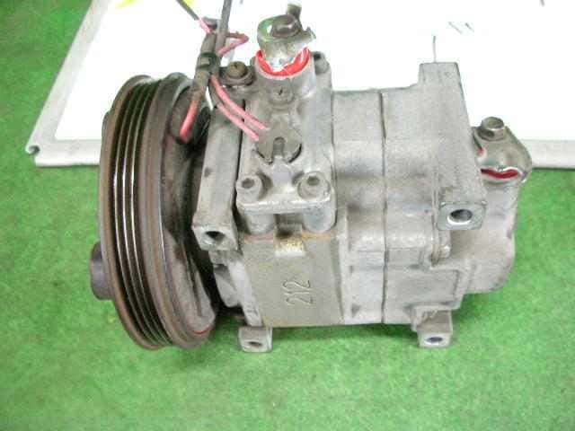 A/C Compressor HONDA Logo 1997 E-GA3 — photo 2