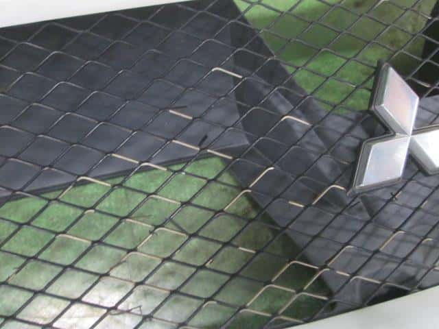 Radiator Grille MITSUBISHI Mirage dingo 2001 GF-CQ2A — photo 3