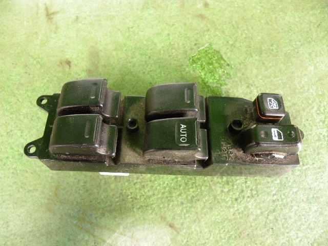 Power Window Switch TOYOTA Corolla Spacio 1999 GF-AE115N 8482013050 — photo 2