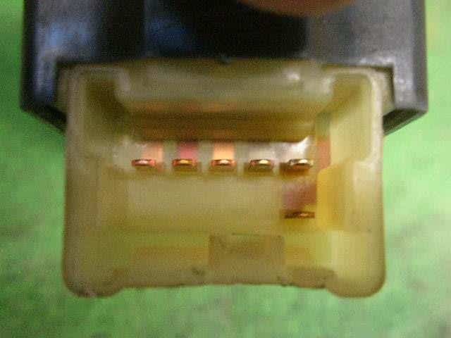 Power Window Switch NISSAN Wingroad 1997 E-WFY10 — photo 4