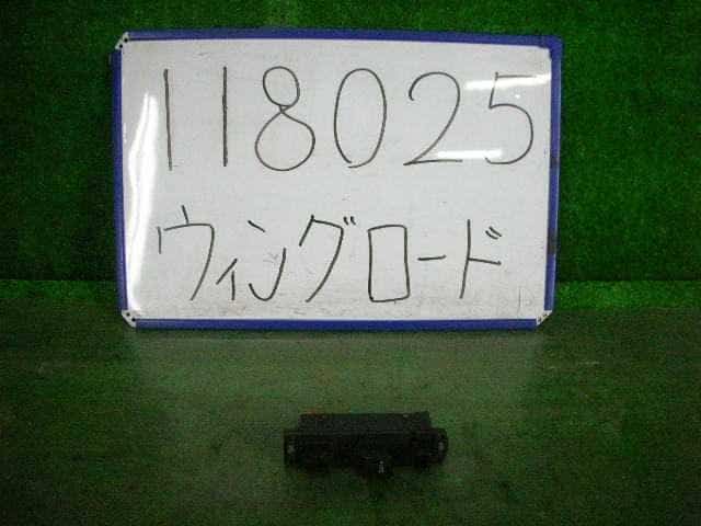 Power Window Switch NISSAN Wingroad 1997 E-WFY10 — photo 1