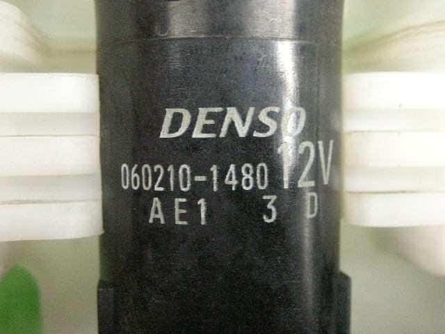 Windshield Washer Tank MITSUBISHI Pajero iO 2002 GH-H77W — photo 4