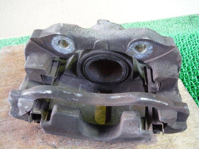 Front Left Caliper PEUGEOT 2006 GH-2EKNFU — photo 3