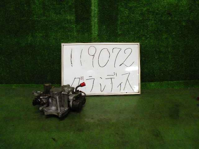 Pumps MITSUBISHI Chariot Grandis 1999 — photo 1