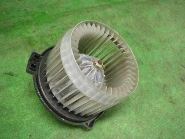 Blower Motor SUZUKI Wagon R Plus 1999 GF-MA63S 1940001270 — photo 3