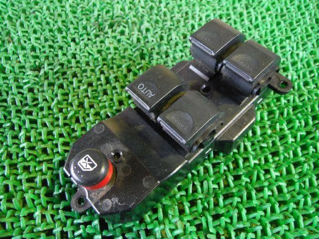Power Window Switch HONDA Airwave 2005 DBA-GJ1 — photo 1
