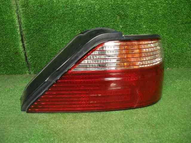 Right Tail Light NISSAN Gloria 1997 E-PY33 — photo 2