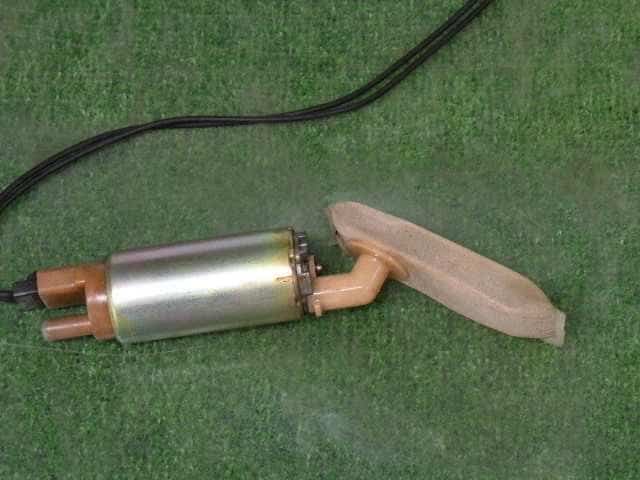 Fuel Pump NISSAN Stagea 1999 GF-WGNC34 — photo 2