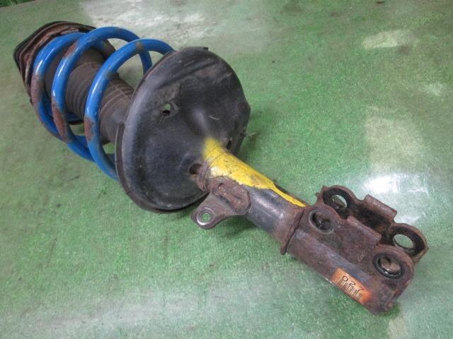 Front Right Strut TOYOTA Windom 2000 GH-MCV20 — photo 3