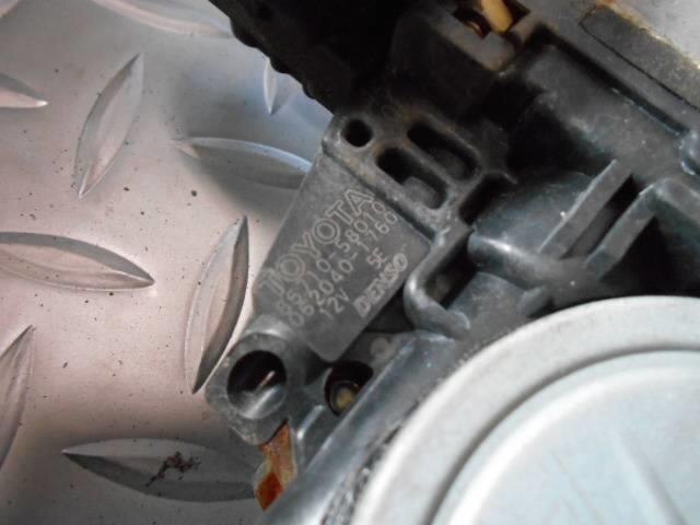 Rear Right Door Regulator TOYOTA Wish 2003 UA-ANE11 — photo 3