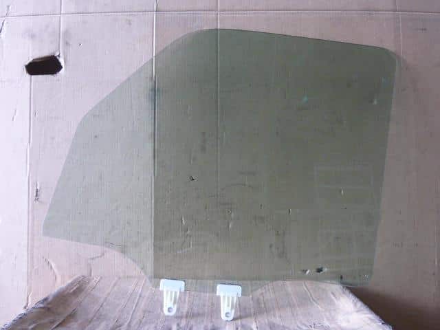 Front Right Door Windshield MAZDA Scrum 2009 EBD-DG64V — photo 3