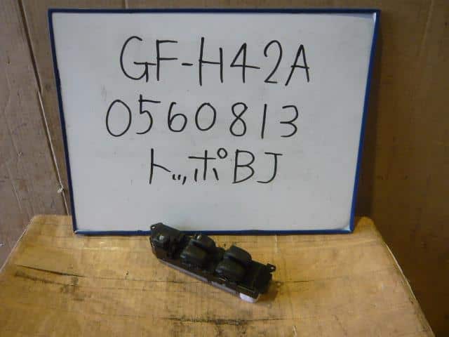 Power Window Switch MITSUBISHI Toppo Bj 2000 GF-H42A — photo 1