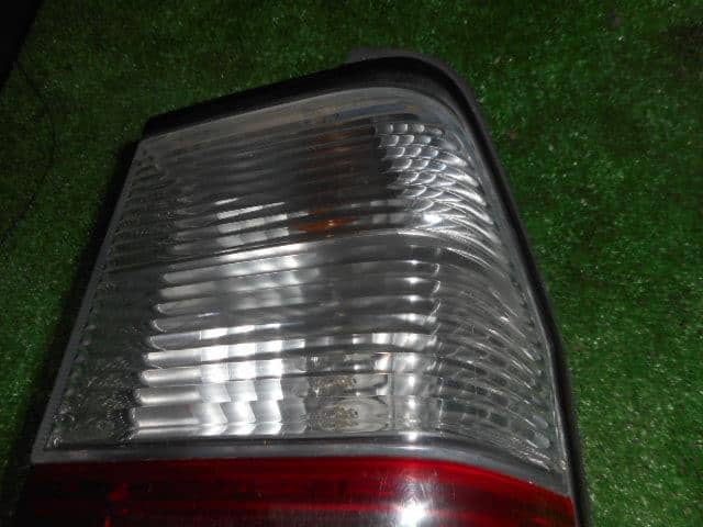 Right Tail Light MITSUBISHI Delica 1999 KG-SK22MM MQ906199 — photo 2
