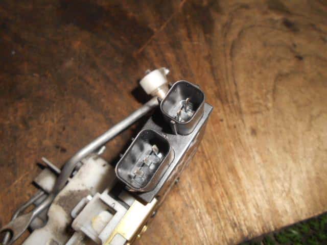 Door Lock Solenoid HONDA Step Wagon 2004 CBA-RF3 — photo 3