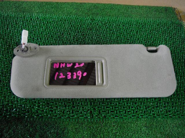 Sun Visor TOYOTA Prius 2005 DAA-NHW20 — photo 1