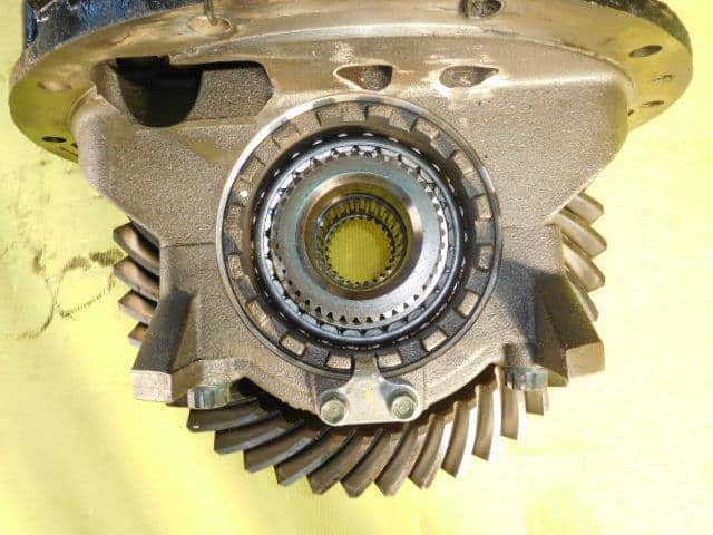 Rear Rigid Differential Assembly ISUZU Aska 2003 KL-CYG51Y4 1410023140 — photo 2