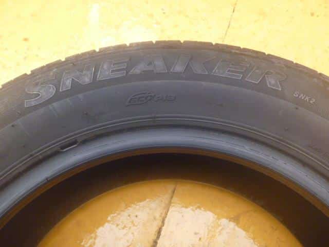 Tire MAZDA Familia 1994 E-BWFY10 — photo 2