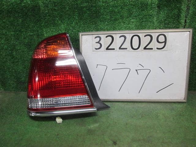 Left Tail Light TOYOTA Crown Majesta 1999 GH-UZS173 — photo 1