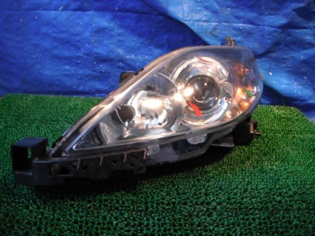Left Headlight MAZDA Premacy 2005 DBA-CREW — photo 1