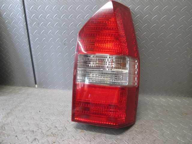 Right Tail Light MITSUBISHI Chariot Grandis 1998 GF-N94W — photo 2