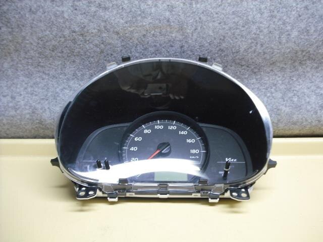 Speedometer TOYOTA Vitz 2011 DBA-KSP130 — photo 1